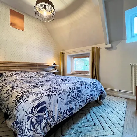 Maison En Pierre, Piscine Et Jardin Proche Holiday home
