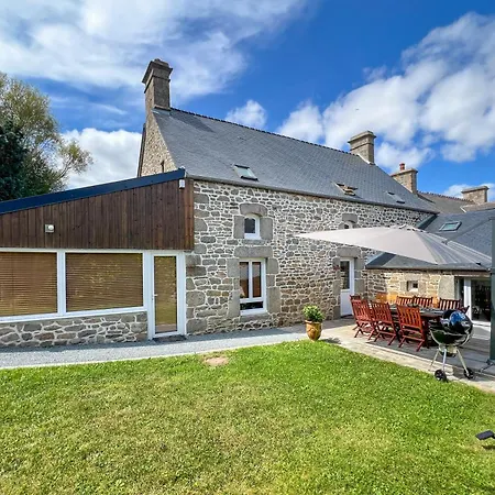 Maison En Pierre, Piscine Et Jardin Proche * Montfarville