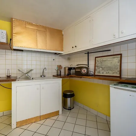 בית נופש Maison En Pierre, Piscine Et Jardin Proche Montfarville