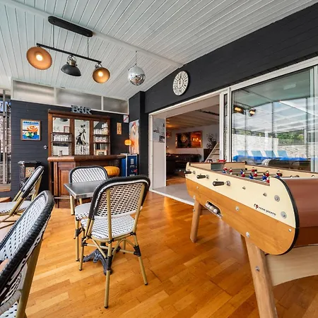 Maison En Pierre, Piscine Et Jardin Proche בית נופש *