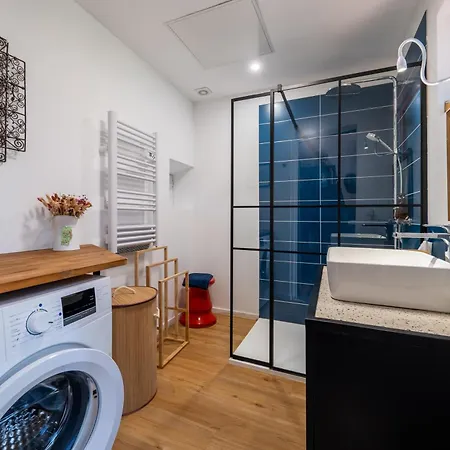 Maison En Pierre, Piscine Et Jardin Proche בית נופש Montfarville