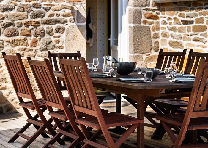 Maison En Pierre, Piscine Et Jardin Proche Дом отдыха *